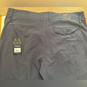 Men’s 7 Diamond Shorts.